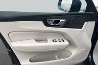Volvo XC60 din 2024 cu 30.785 km - oferta VOL154382 - foto 12