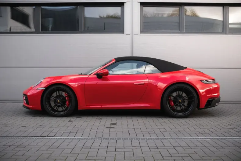 Porsche 992 din 2023 cu 9.400 km - oferta POR154385 - foto 2