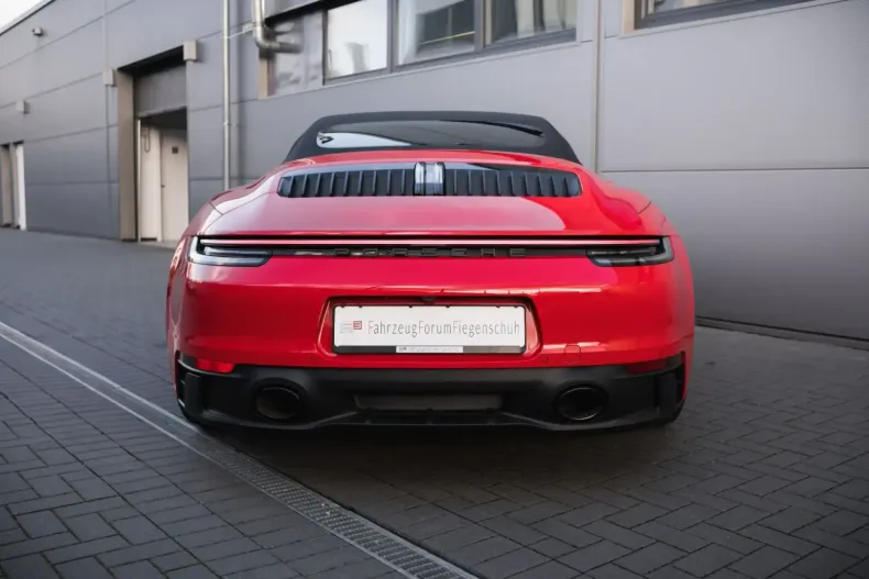 Porsche 992 din 2023 cu 9.400 km - oferta POR154385 - foto 4
