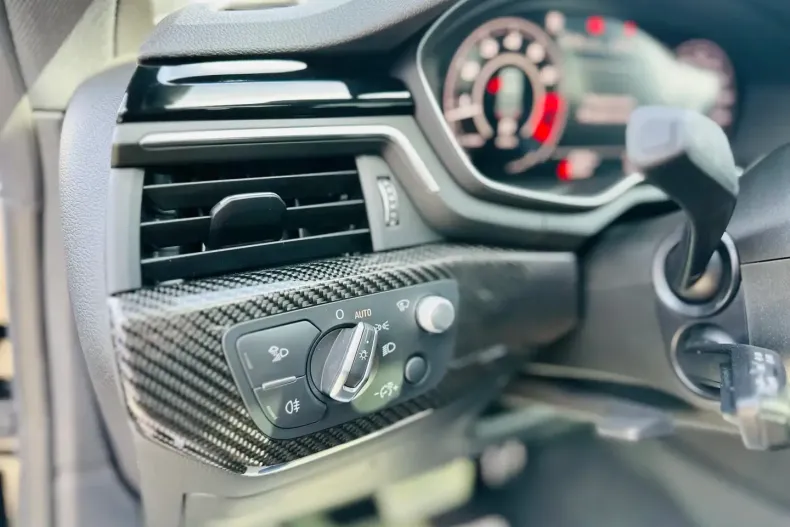 Audi RS5 din 2024 cu 10.200 km - oferta AUD154395 - foto 22