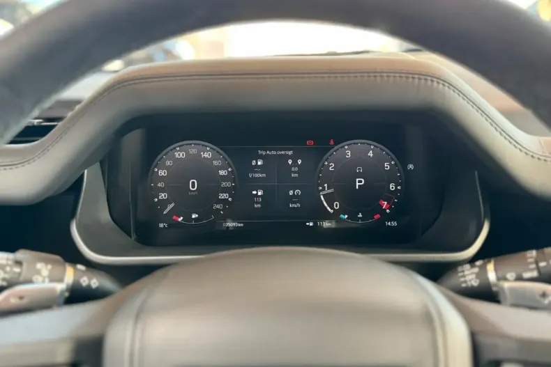 Land Rover Defender din 2023 cu 36.335 km - oferta LAN154396 - foto 6