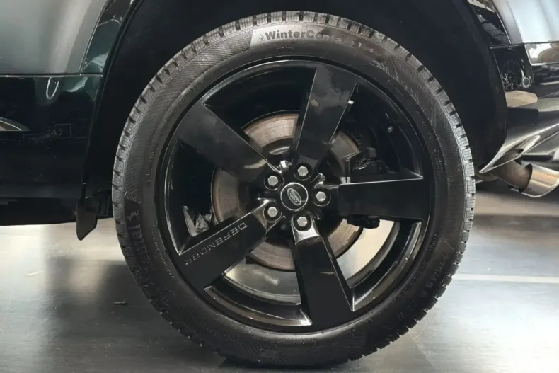 Land Rover Defender din 2023 cu 36.335 km - oferta LAN154396 - foto 20