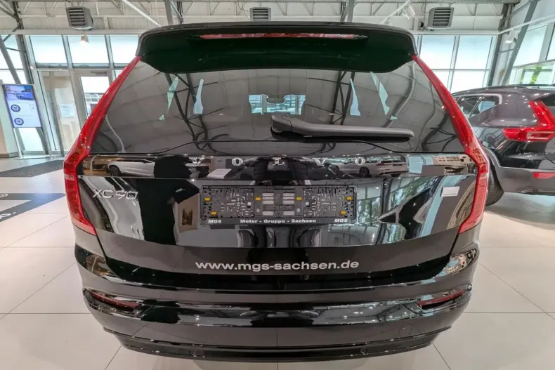 Volvo XC90 din 2023 cu 12.000 km - oferta VOL154401 - foto 5