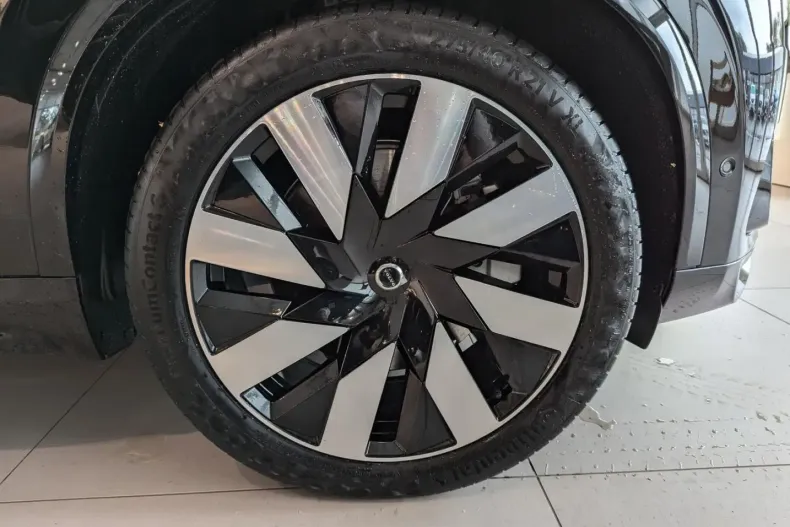 Volvo XC90 din 2023 cu 12.000 km - oferta VOL154401 - foto 18