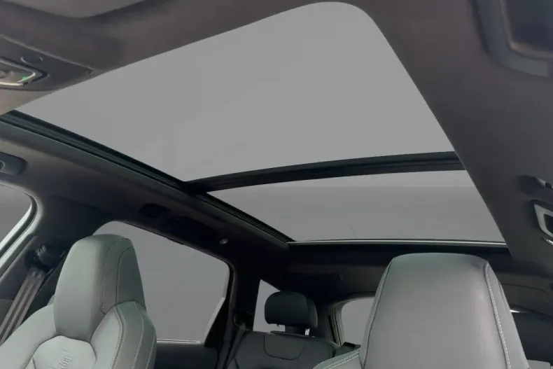 Audi SQ7 din 2024 cu 6.582 km - oferta AUD154404 - foto 12