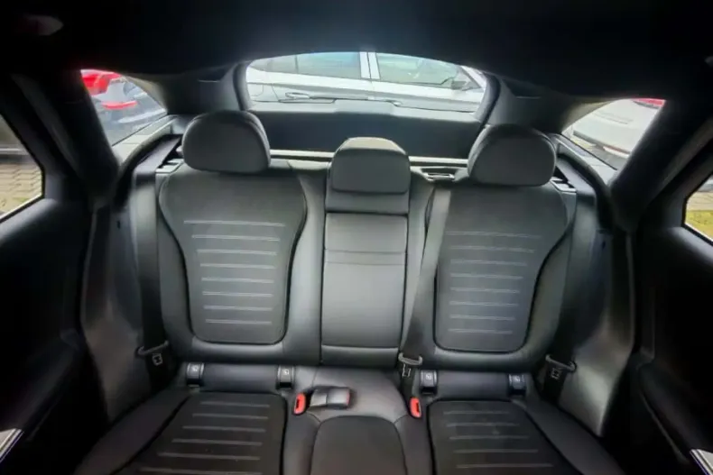 Mercedes-Benz GLC 300 din 2023 cu 20.964 km - oferta MER154406 - foto 19