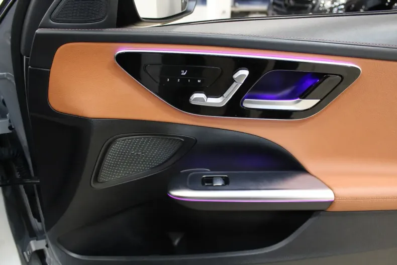 Mercedes-Benz C 200 din 2023 cu 31.443 km - oferta MER154410 - foto 20