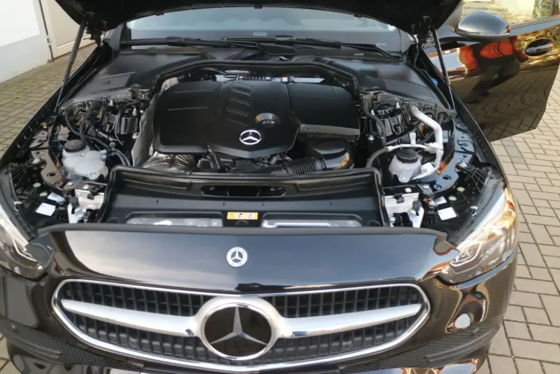 Mercedes-Benz C 220 din 2023 cu 21.900 km - oferta MER154411 - foto 28