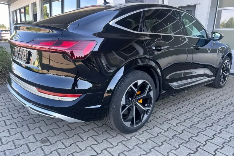 Audi e-tron din 2022 cu 38.000 km - oferta AUD154412 - foto 5