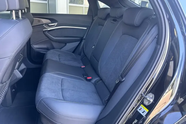 Audi e-tron din 2022 cu 38.000 km - oferta AUD154412 - foto 10