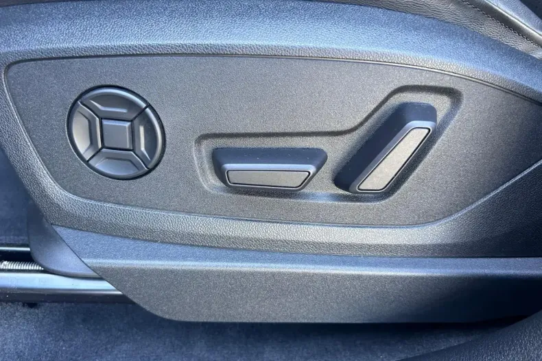 Audi e-tron din 2022 cu 38.000 km - oferta AUD154412 - foto 17