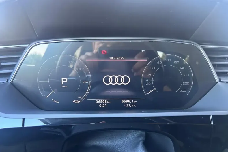 Audi e-tron din 2022 cu 38.000 km - oferta AUD154412 - foto 20