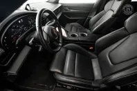 Porsche Taycan din 2022 cu 52.500 km - oferta POR154415 - foto 6