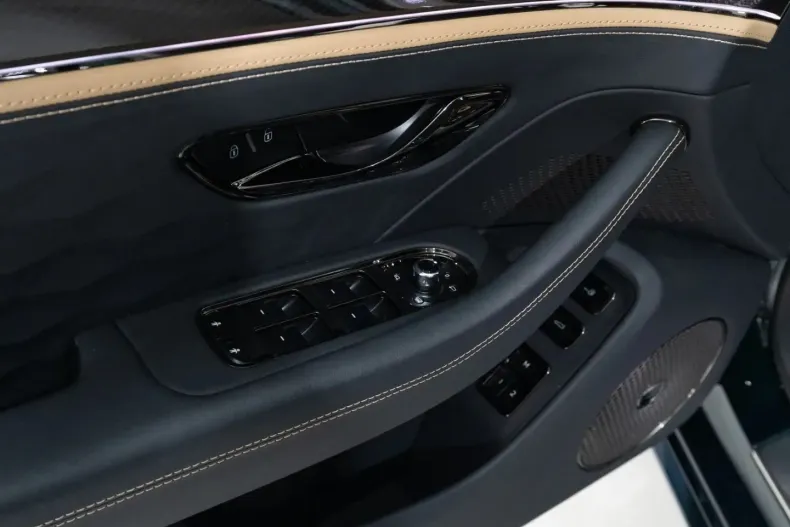 Bentley Flying Spur din 2024 cu 2.897 km - oferta BEN154417 - foto 10