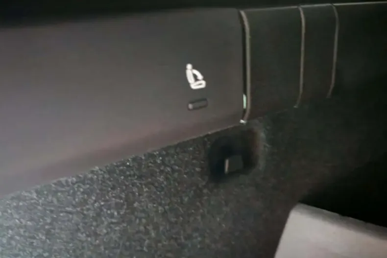 Skoda Kodiaq din 2025 cu 1.300 km - oferta SKO154423 - foto 22