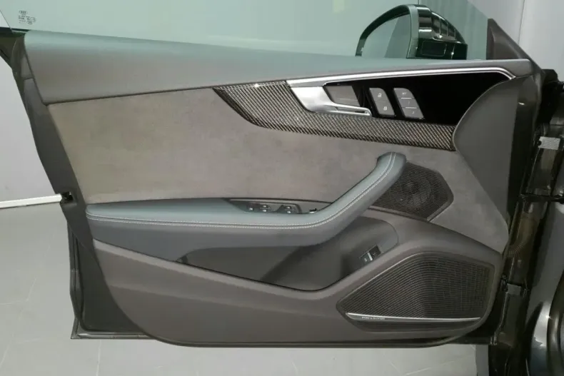 Audi RS5 din 2022 cu 34.890 km - oferta AUD154440 - foto 15