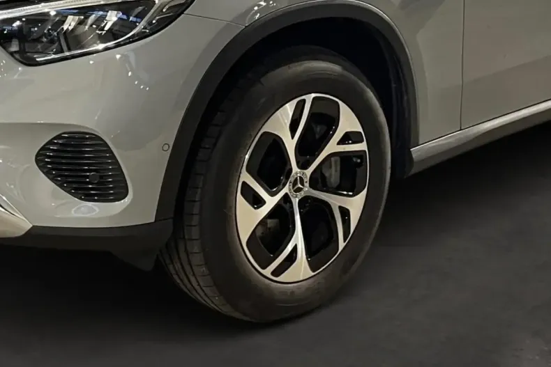 Mercedes-Benz GLC 300 din 2024 cu 21.250 km - oferta MER154442 - foto 6