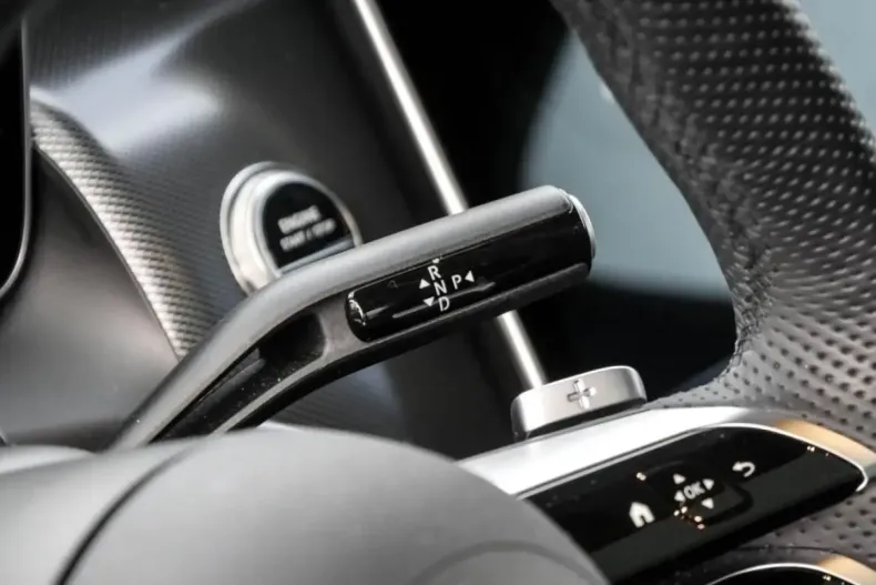 Mercedes-Benz GLC 300 din 2024 cu 18.403 km - oferta MER154444 - foto 9