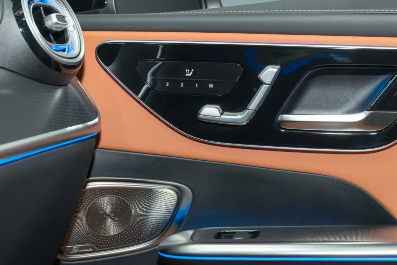 Mercedes-Benz GLC 300 din 2024 cu 21.248 km - oferta MER154447 - foto 12