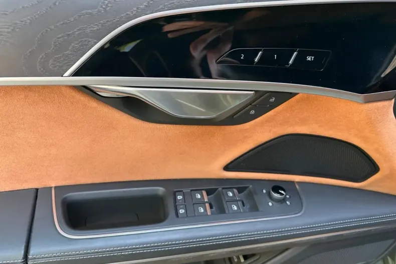 Audi A8 din 2023 cu 40.100 km - oferta AUD154449 - foto 13