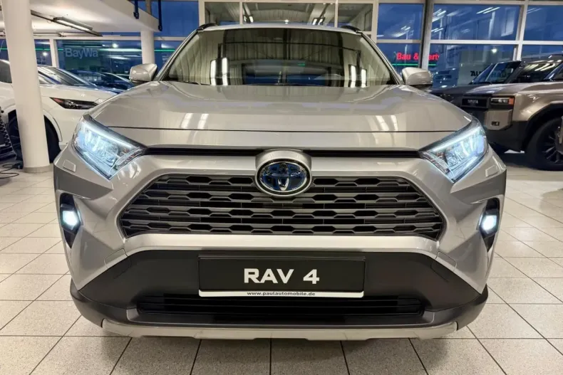 Toyota RAV4 din 2023 cu 22.880 km - oferta TOY154452 - foto 2