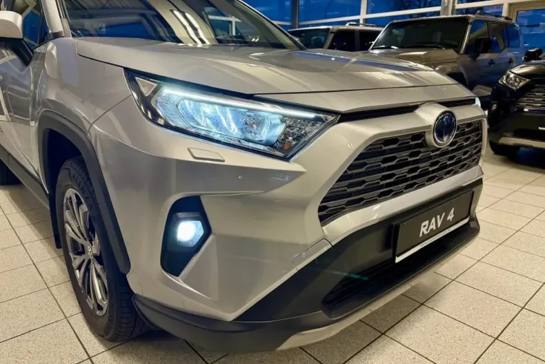 Toyota RAV4 din 2023 cu 22.880 km - oferta TOY154452 - foto 4