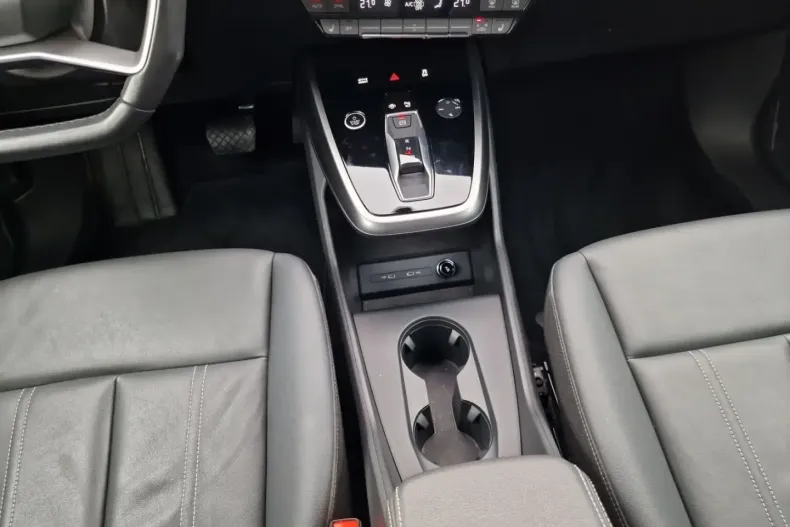 Audi Q4 e-tron din 2022 cu 36.454 km - oferta AUD154461 - foto 10