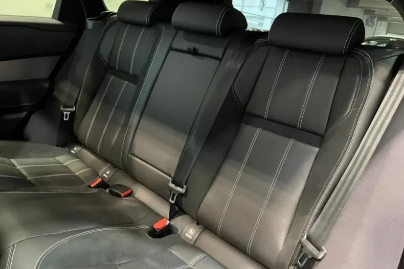 Land Rover Range Rover Velar din 2023 cu 27.720 km - oferta LAN154464 - foto 9