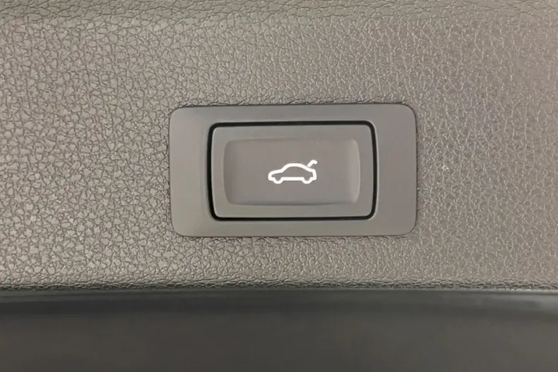 Audi Q3 din 2023 cu 30.682 km - oferta AUD154467 - foto 9