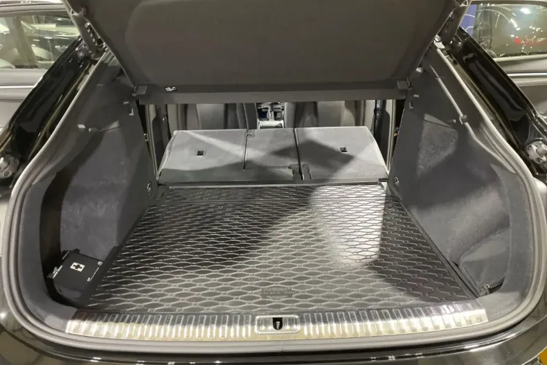 Audi Q3 din 2023 cu 30.682 km - oferta AUD154467 - foto 11