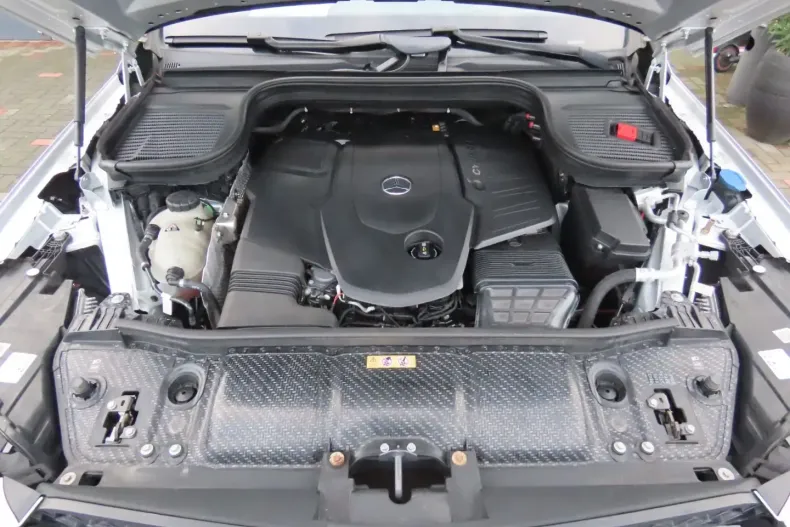 Mercedes-Benz GLS 350 din 2021 cu 67.915 km - oferta MER154472 - foto 3