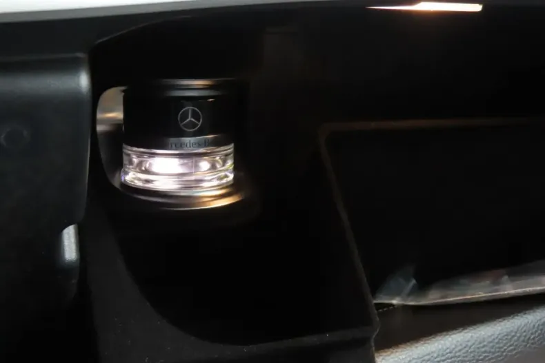 Mercedes-Benz GLS 350 din 2021 cu 67.915 km - oferta MER154472 - foto 31