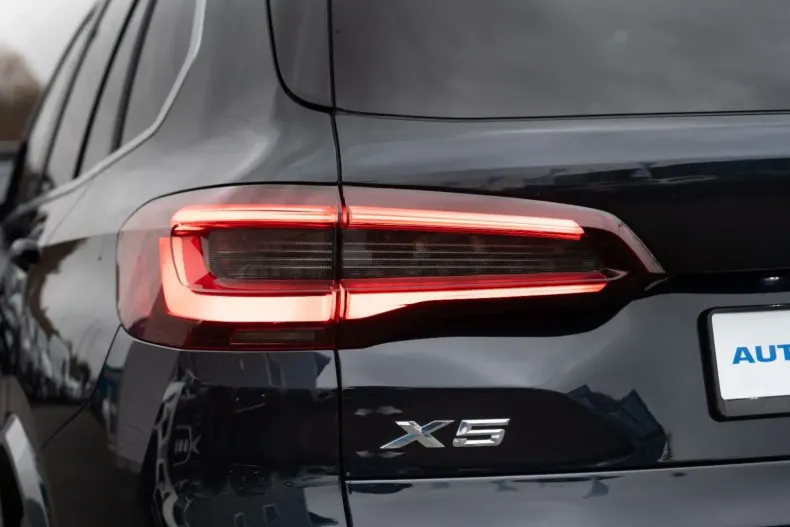 BMW X5 din 2023 cu 24.902 km - oferta BMW154482 - foto 10