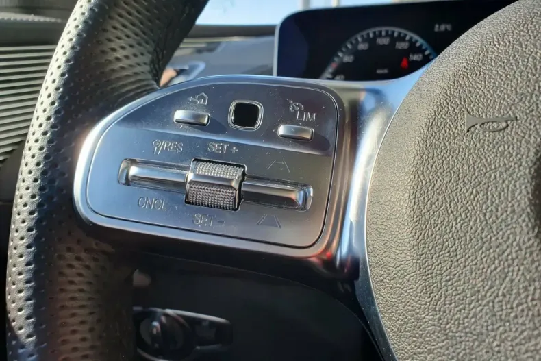 Mercedes-Benz EQC din 2020 cu 36.550 km - oferta MER154484 - foto 14