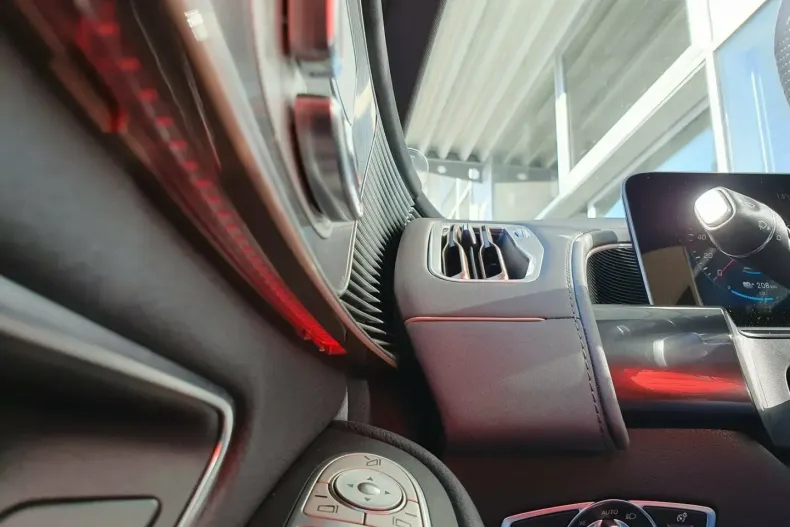 Mercedes-Benz EQC din 2020 cu 36.550 km - oferta MER154484 - foto 17