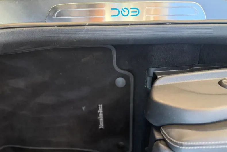 Mercedes-Benz EQC din 2023 cu 41.000 km - oferta MER154486 - foto 19