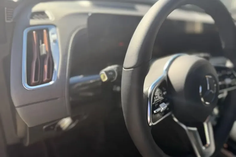 Mercedes-Benz EQC din 2023 cu 41.000 km - oferta MER154486 - foto 25