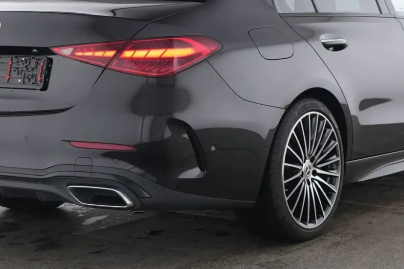 Mercedes-Benz C 300 din 2024 cu 9.181 km - oferta MER154487 - foto 3