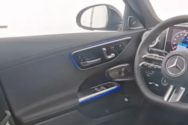 Mercedes-Benz C 300 din 2024 cu 9.181 km - oferta MER154487 - foto 5