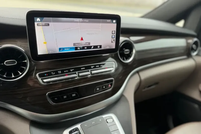 Mercedes-Benz V 300 din 2023 cu 41.939 km - oferta MER154488 - foto 11