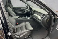 Volvo XC60 din 2024 cu 17.790 km - oferta VOL154492 - foto 3