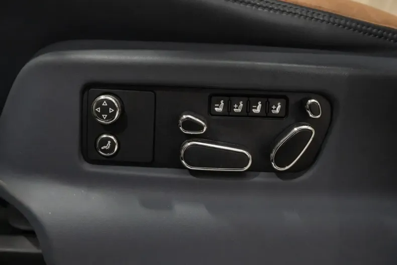 Bentley Bentayga din 2024 cu 23.100 km - oferta BEN154493 - foto 30