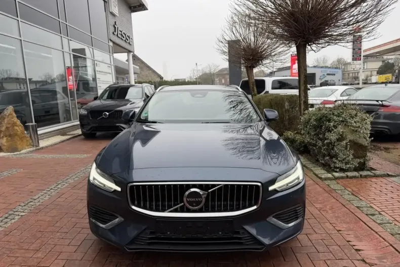 Volvo V60 din 2022 cu 52.000 km - oferta VOL154498 - foto 2