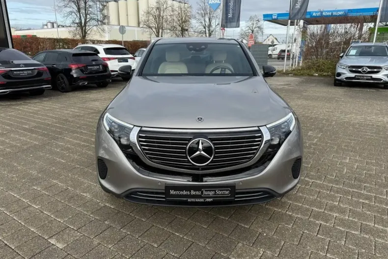 Mercedes-Benz EQC din 2022 cu 48.067 km - oferta MER154499 - foto 2