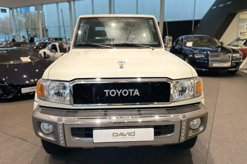 Toyota Land Cruiser din 2024 cu 9.559 km - oferta TOY154501 - foto 4