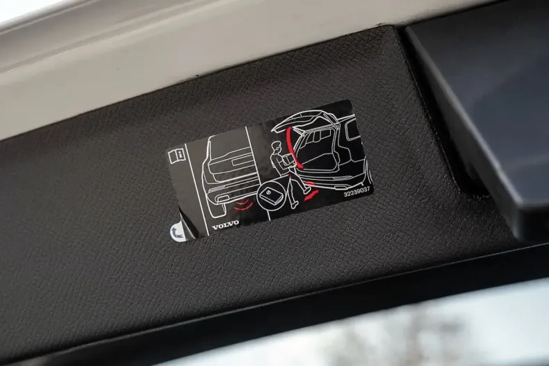 Volvo XC90 din 2024 cu 49.600 km - oferta VOL154509 - foto 33