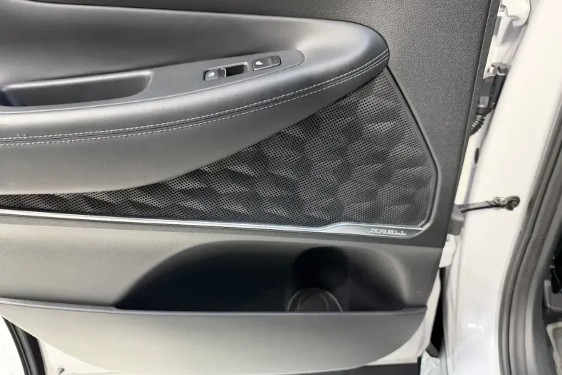 Hyundai SANTA FE din 2022 cu 88.000 km - oferta HYU154510 - foto 38