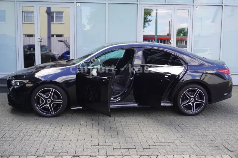 Mercedes-Benz CLA 200 din 2021 cu 45.000 km - oferta MER154521 - foto 11