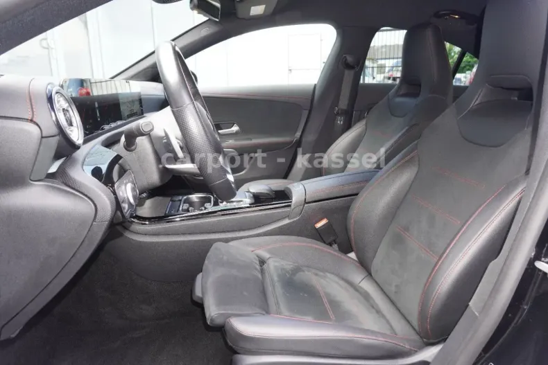 Mercedes-Benz CLA 200 din 2021 cu 45.000 km - oferta MER154521 - foto 14