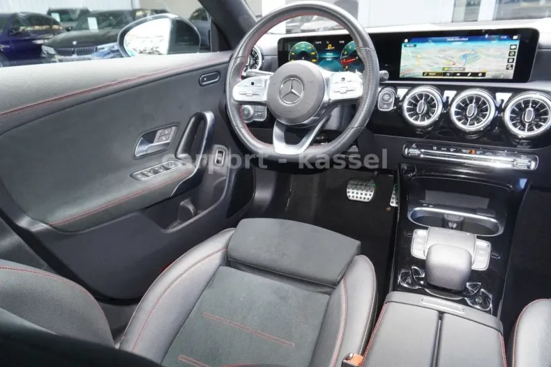 Mercedes-Benz CLA 200 din 2021 cu 45.000 km - oferta MER154521 - foto 16